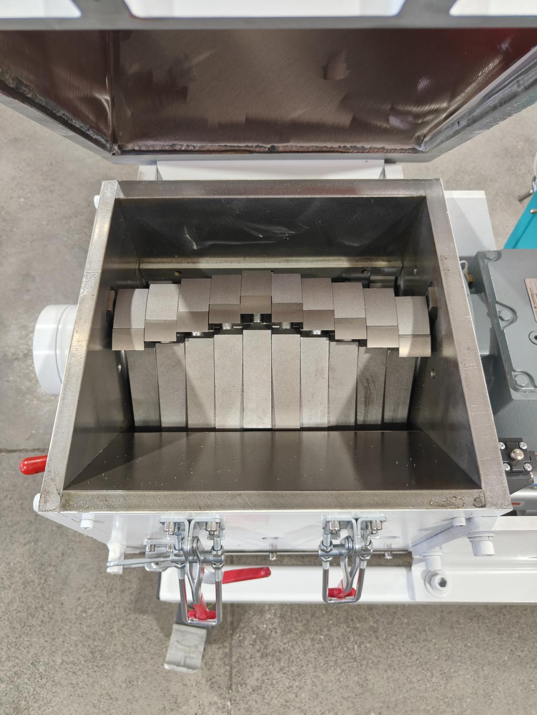 Medium Speed Crusher PN1-CH 10K