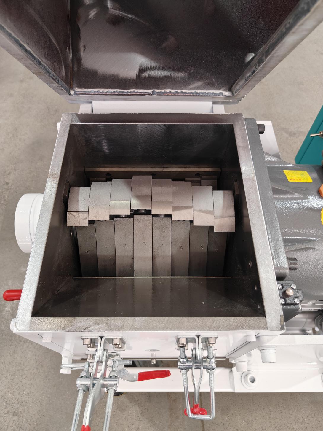 Medium Speed Crusher PN1-CH 8K