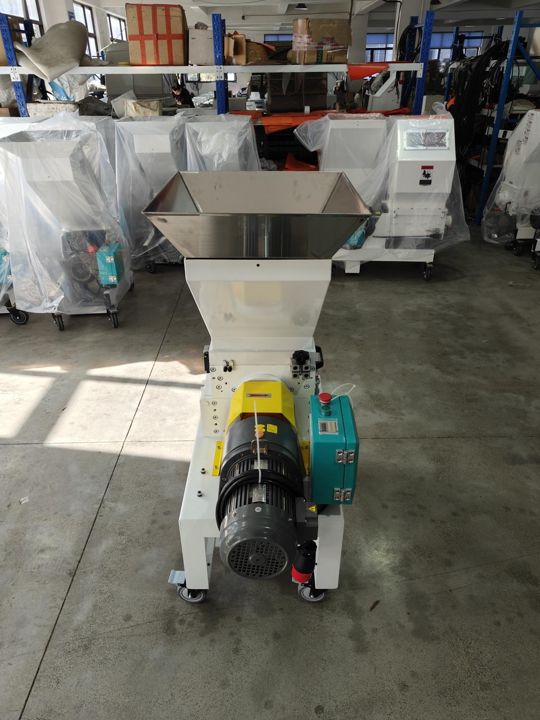 Slow Speed Crusher PN1-CH 2HP